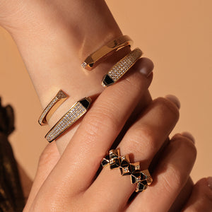Diamond Heritage Pyramid Stud Band Ring